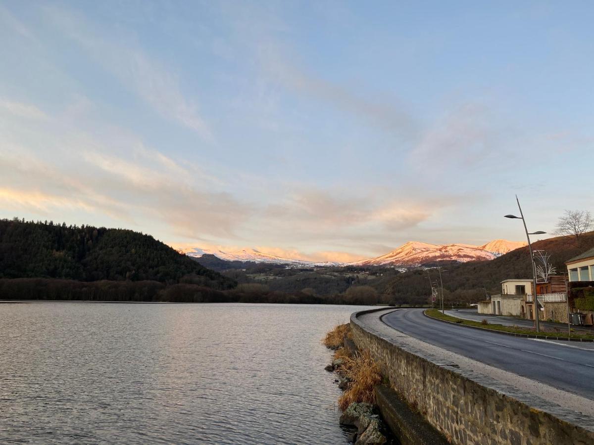 Hotel La Bonne Hotesse Chambon-sur-Lac Exteriér fotografie